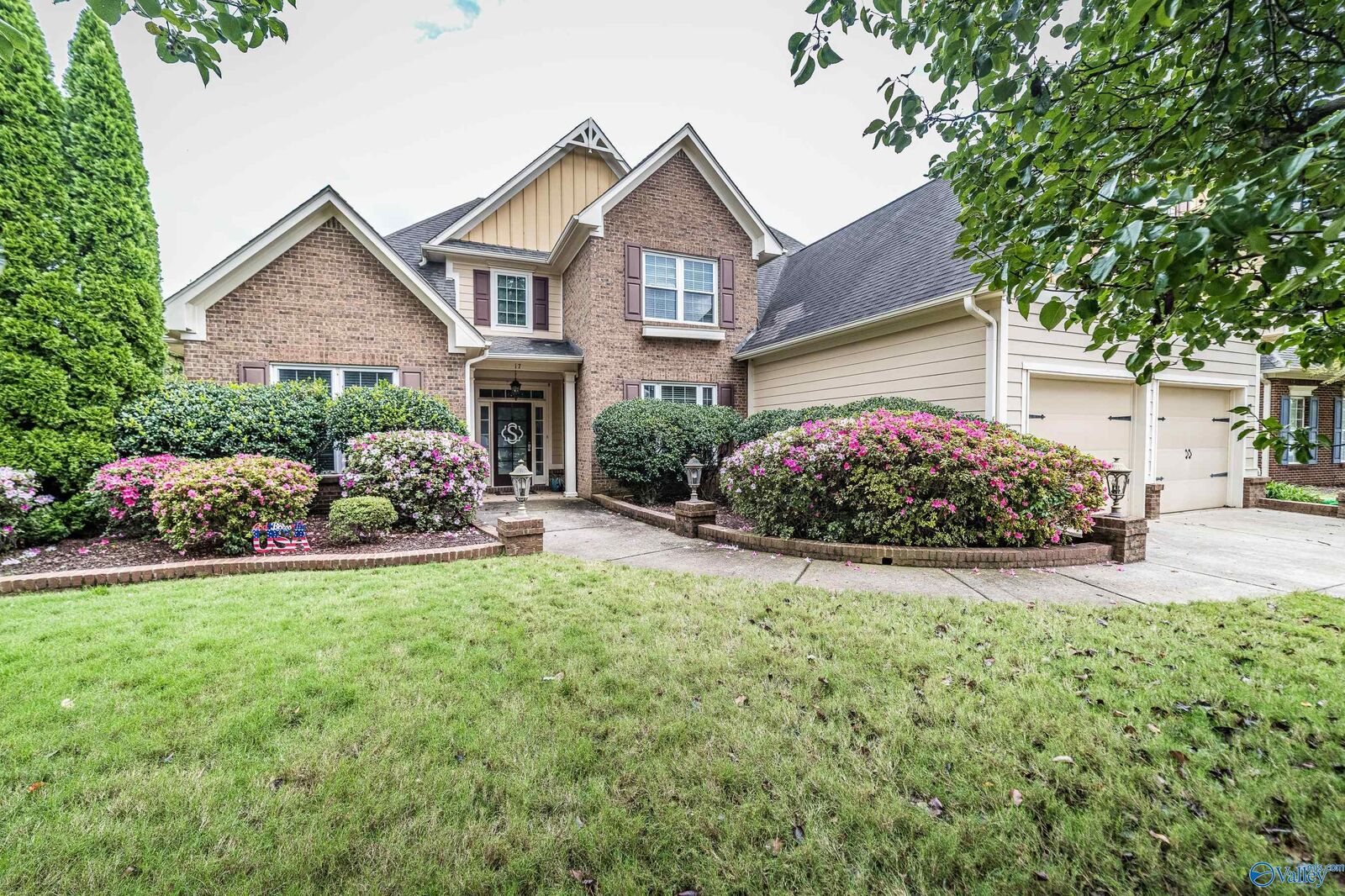 Property Photo:  17 Crimson Cloud  AL 35824 