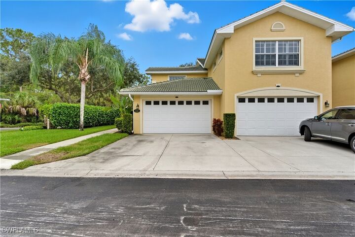 Property Photo: 8390 Big Acorn Circle 11C FL 34119