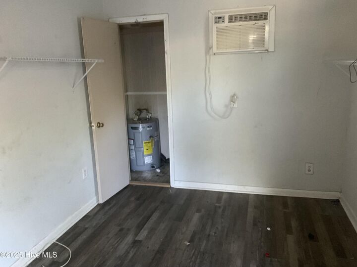 Property Photo: 437 Maides Avenue NC 28405