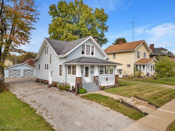Property Photo: 323 Wabash Avenue N OH 44613