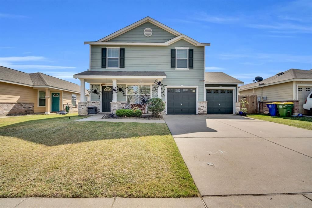 Property Photo:  109 Independence Avenue  TX 76084