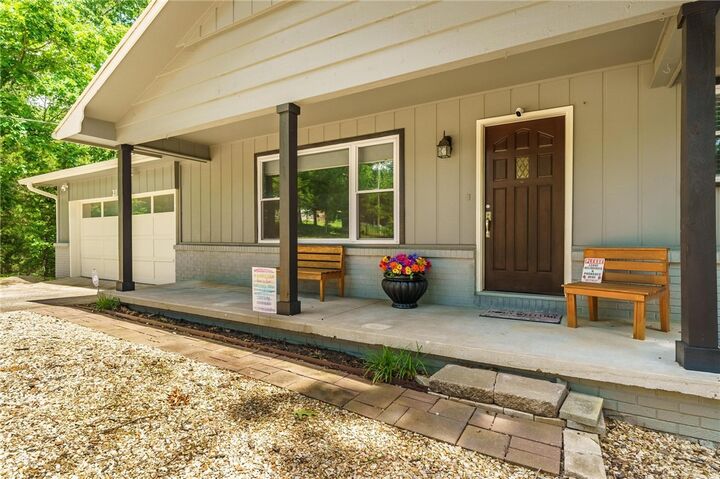 Property Photo: 21 Chudleigh Lane AR 72714