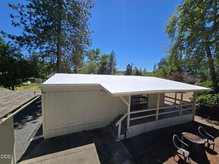 Property Photo:  335 Tavis Drive  OR 97532 