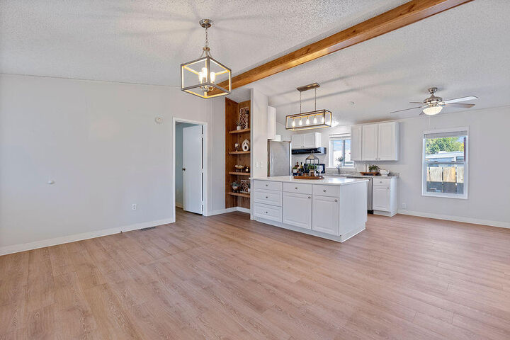 Property Photo: 185 NW Harwood Street 32 OR 97754