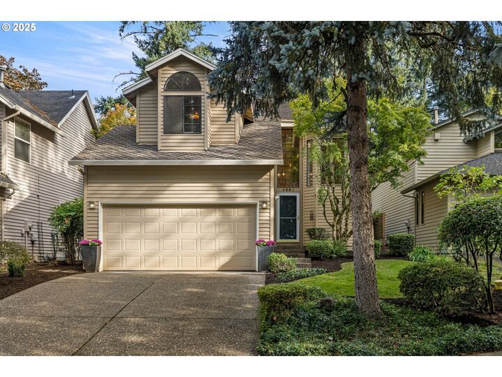 Property Photo:  4963 Suntree Ln  OR 97035