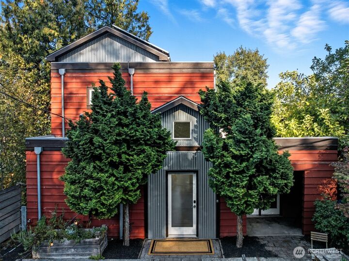 Property Photo: 8770 Sand Point Way NE WA 98115