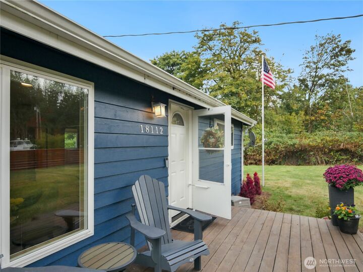 Property Photo: 18112 SE 134th Street WA 98059
