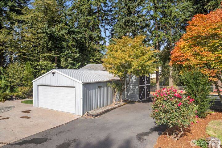 Property Photo:  31913  112th Avenue SE  WA 98092 