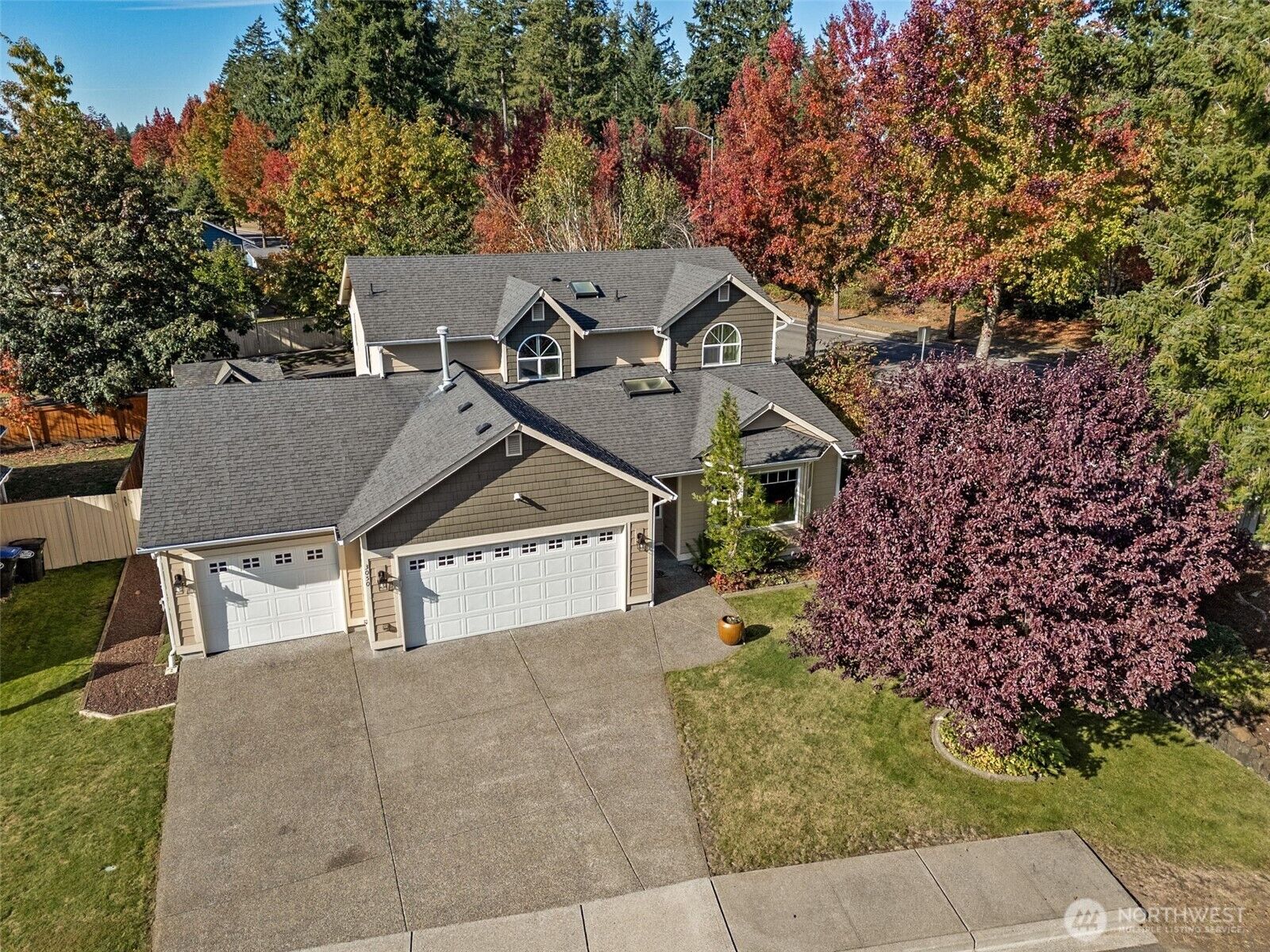 Property Photo: 3050 Campus Prairie Loop NE WA 98516