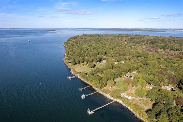 1191 North Main Road  Jamestown RI 02835 photo