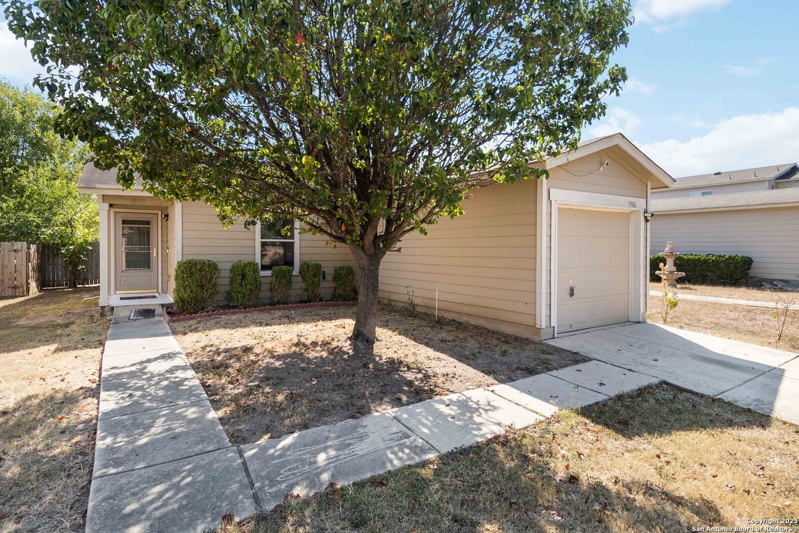 Property Photo: 9906 Barhill Bay TX 78245