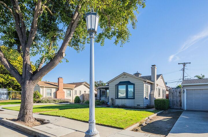 Property Photo: 330 Hawthorne Street CA 93901