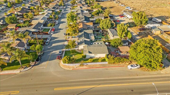 791 El Camino Paraiso  Hollister CA 95023 photo