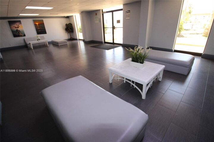 Property Photo: 13499 Biscayne Blvd 404 FL 33181