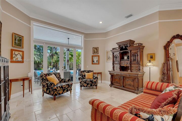 Property Photo: 16723 SW 78th Pl FL 33157