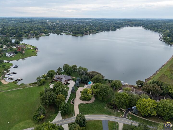 Property Photo: 3615 SW Nottingham Rd KS 66614
