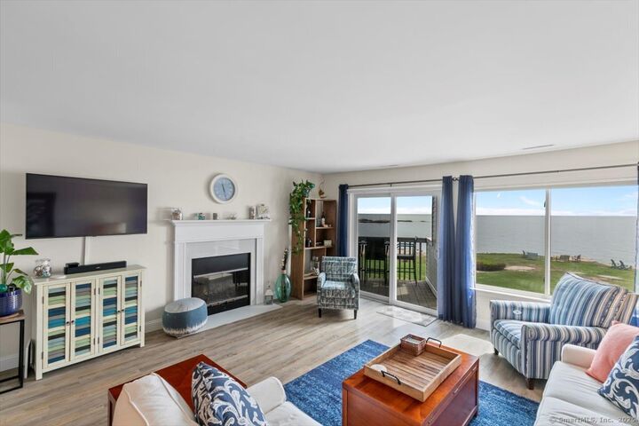 Property Photo:  1 Mansfield Grove Road Apt 206  CT 06512 