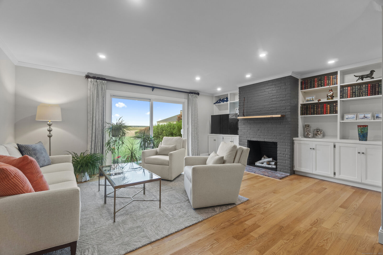 Property Photo:  100 Dudley Avenue D20  CT 06475 