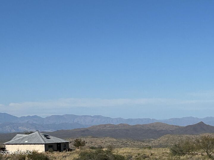 Property Photo: 881 N Mountain View Drive AZ 85623