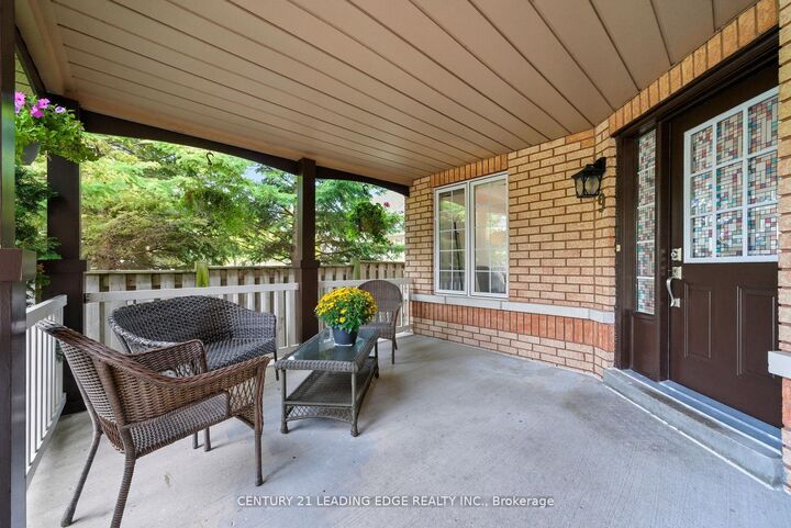 Property Photo:  9 McCartney Avenue  ON L1R 2Y3