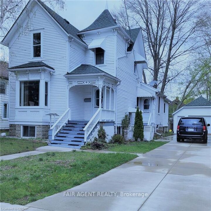 318 Nelson Street  Chatham-Kent ON N8A 4G6 photo