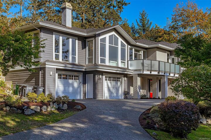 Property Photo:  1062 Valewood Trail  BC V8X 5G7 