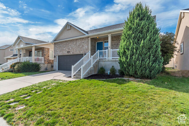 Property Photo: 10896 S Poplar Brook Pl UT 84009