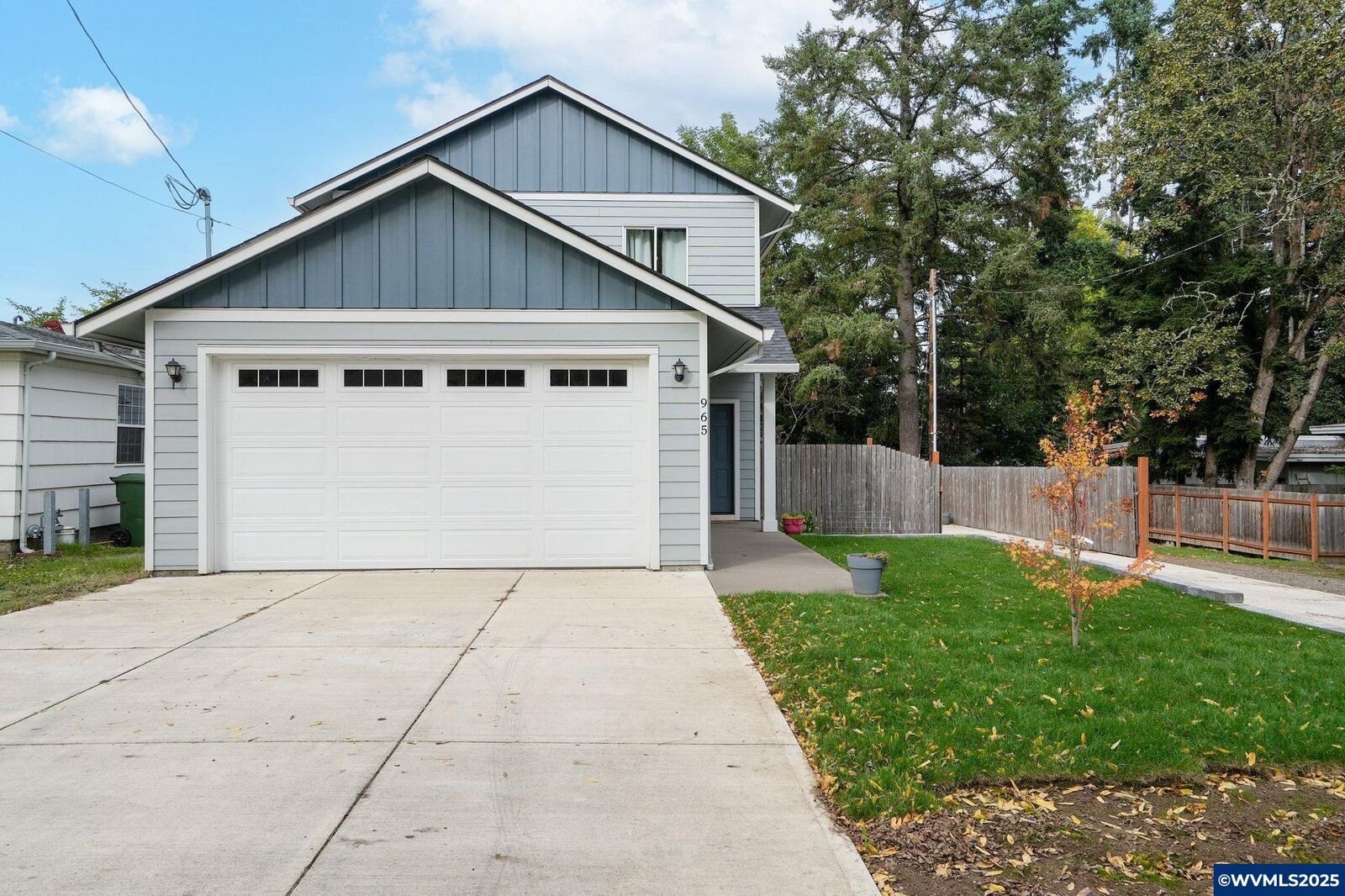 Property Photo: 965 Morningside Dr SE OR 97302