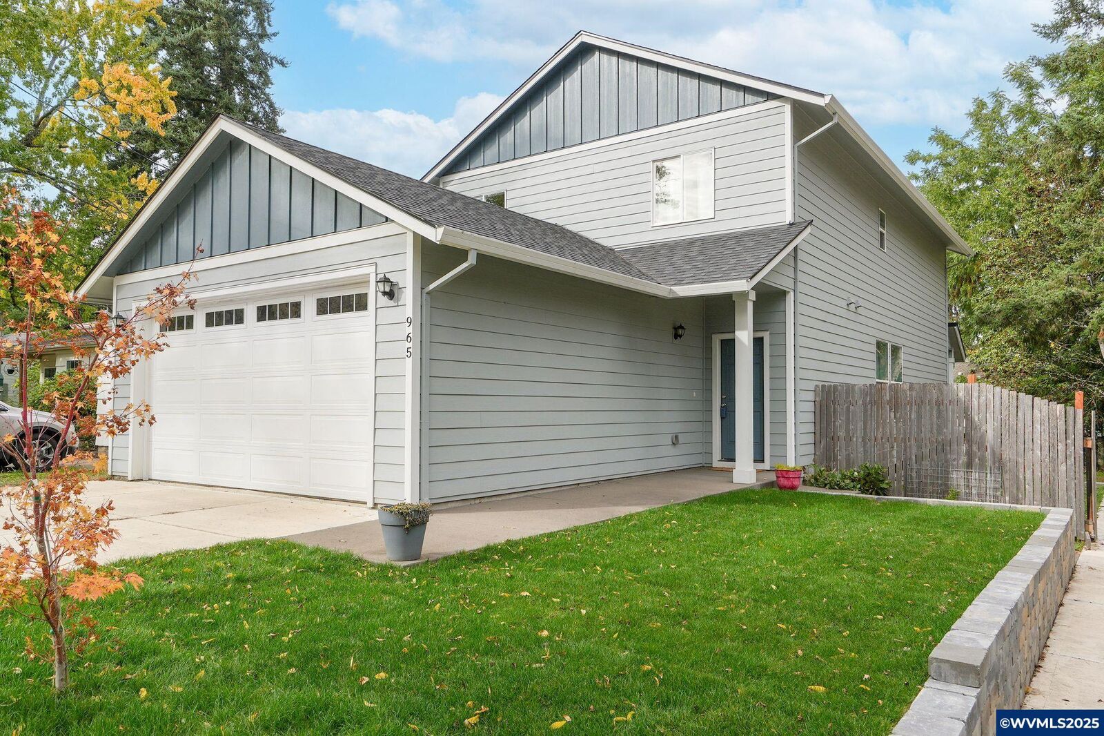 Property Photo:  965 Morningside Dr SE  OR 97302 