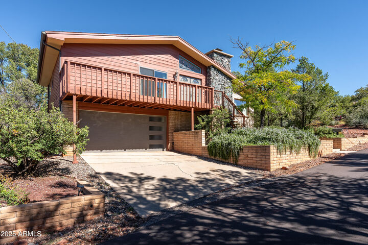 Property Photo: 125 Redstone Drive AZ 86336
