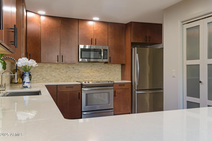 Property Photo: 120 Indian Ruin Road AZ 86351