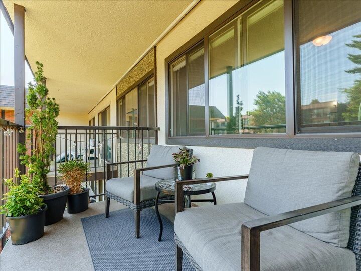 155 E 5th Street 301  North Vancouver BC V7L 1L3 photo