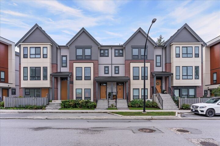 Property Photo: 45500 Campus Drive 10 BC V2R 6E9