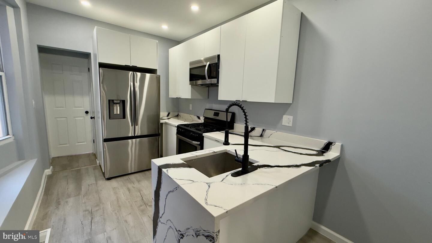 Property Photo: 413 S 9th Street PA 19602