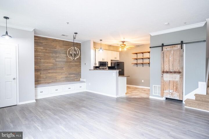 Property Photo: 4910 Edgeware Terrace MD 21703