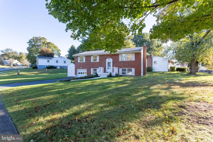 Property Photo: 1615 Samantha Drive MD 21050