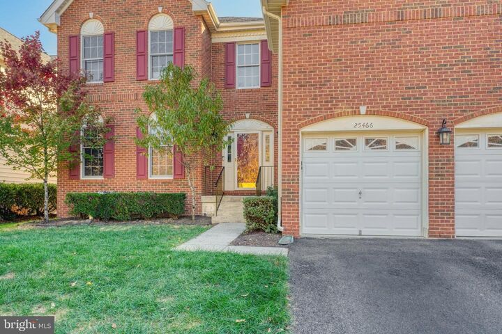 Property Photo:  25466 Chambers Drive  VA 20152