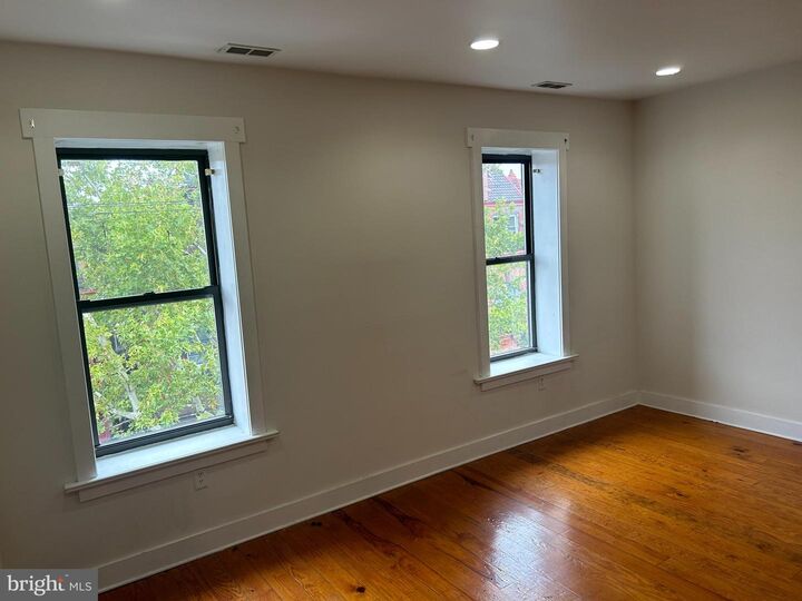Property Photo: 1507 N 17th Street 3 PA 19121