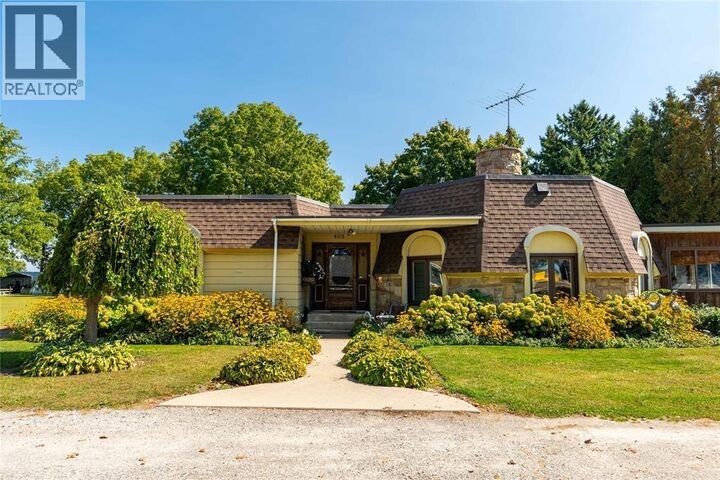 Property Photo: 4118 St. Clair Parkway ON N0P 2B0
