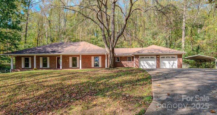 35 Byrd Road  Candler NC 28715 photo