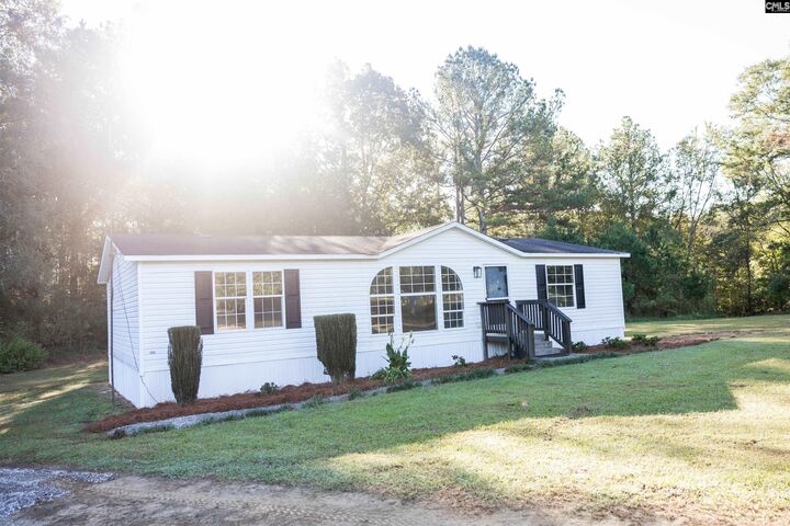 Property Photo: 170 Elgain Cockrell Road SC 29138