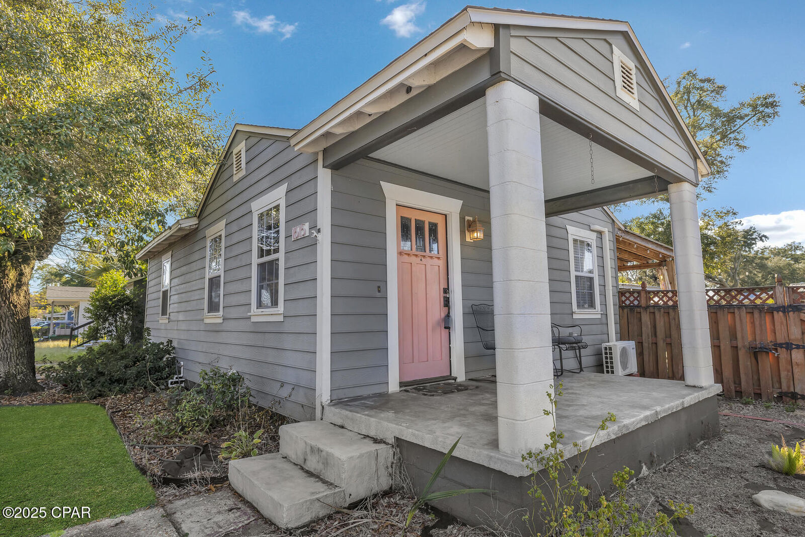 Property Photo: 1615 Molitor Avenue FL 32401