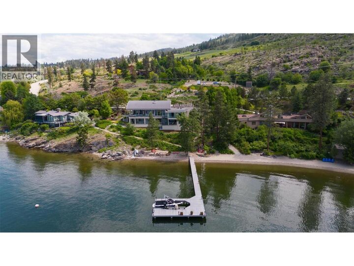 Photo de la propriété:  5560 Lakeshore Road  BC V1W 4J4 