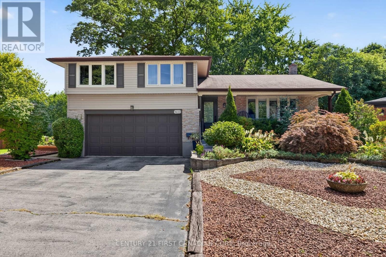 Photo de la propriété: 1432 Norman Place ON N6K 2S7