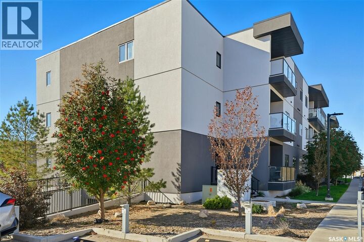 Property Photo: 114 720 Baltzan Boulevard SK S7W 0W6