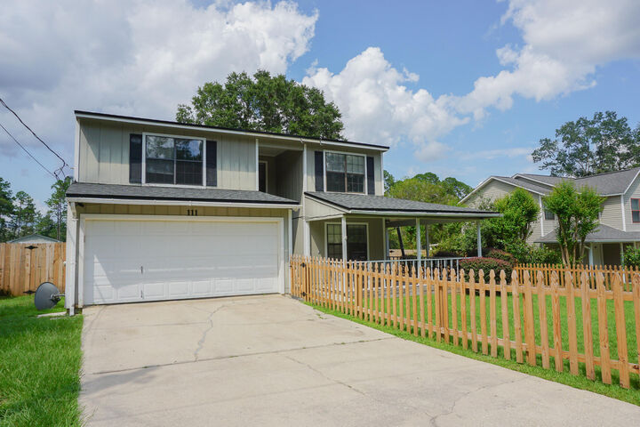 Property Photo: 111 Palmetto Drive FL 32539