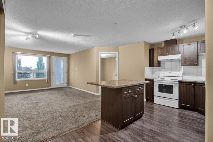 Property Photo:  1520 Hammond Gate NW 332  AB T6M 0J4 