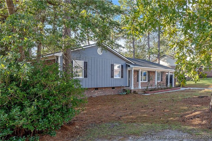 Property Photo: 6905 Pine Creek Court NC 28314