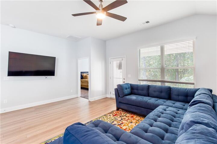 Property Photo: 518 Vandenburg Drive GA 30180