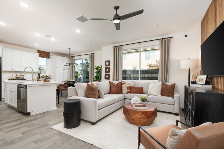 Property Photo:  6541 E Clingstone Drive  CA 93727 